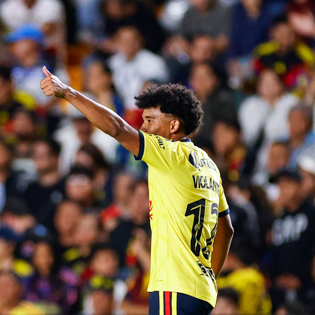 Isaías Violante, jugador del Club América, en un partido del Apertura 2026 de la Liga MX